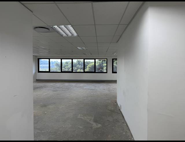 189.90M² OFFICE TO LET IN TYGER VALLEY